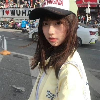 站起来的女孩